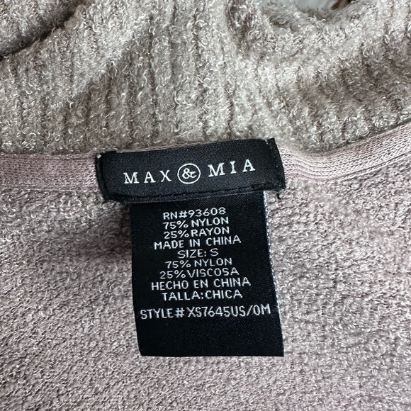 Max & Mia Cardigan - Picture 6 of 6